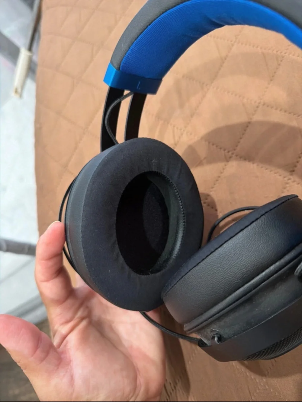 Razer Over-Ear Wired Gaming Headset in Black and Blue